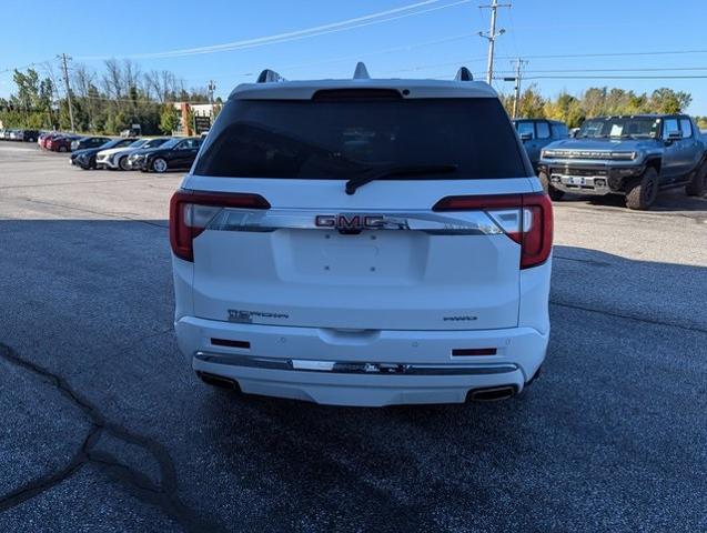 2022 GMC Acadia AWD Denali