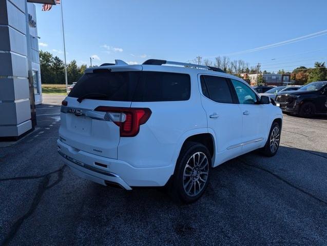 2022 GMC Acadia AWD Denali