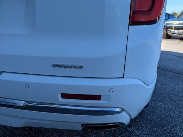 2022 GMC Acadia AWD Denali
