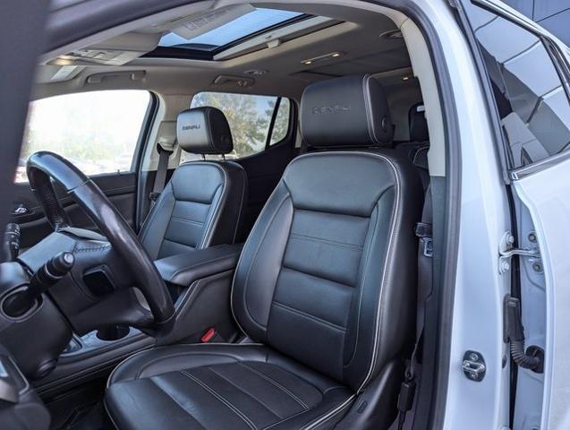 2022 GMC Acadia AWD Denali