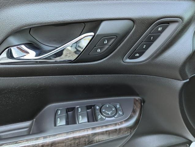 2022 GMC Acadia AWD Denali