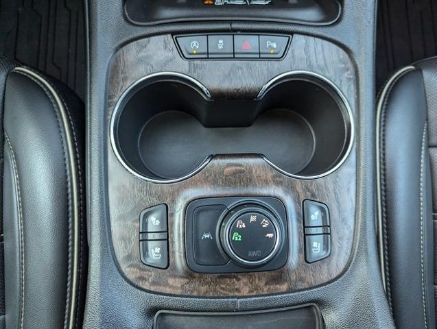 2022 GMC Acadia AWD Denali