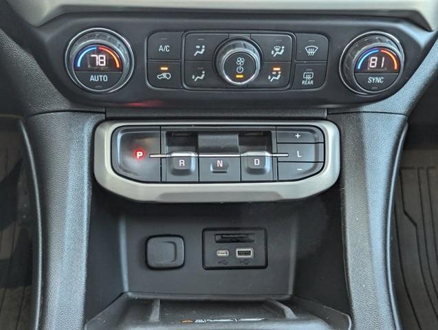 2022 GMC Acadia AWD Denali