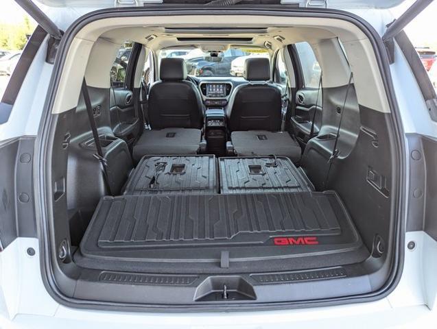 2022 GMC Acadia AWD Denali
