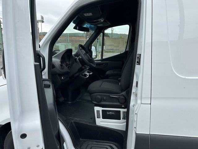 2025 Mercedes-Benz Sprinter 4500 High Roof 4-Cyl Diesel HO