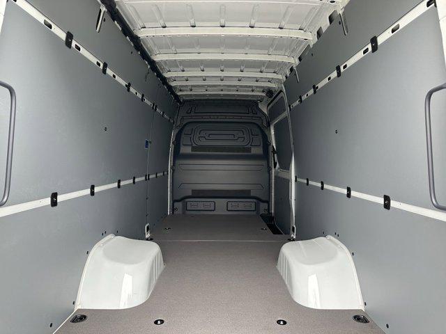 2025 Mercedes-Benz Sprinter 4500 High Roof 4-Cyl Diesel HO