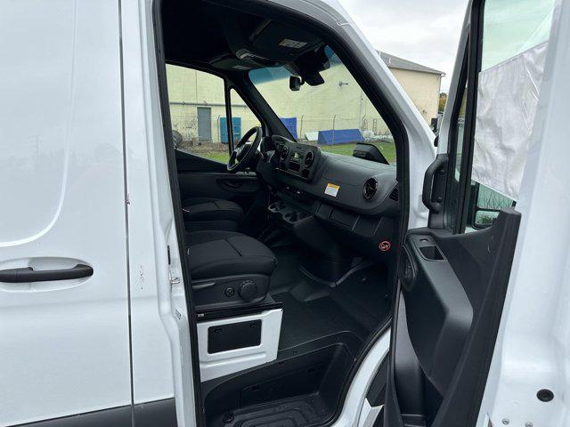 2025 Mercedes-Benz Sprinter 4500 High Roof 4-Cyl Diesel HO
