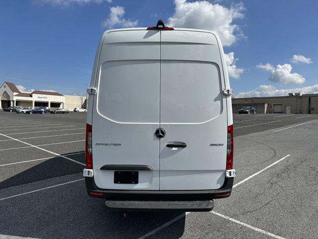 2025 Mercedes-Benz Sprinter 4500 High Roof 4-Cyl Diesel HO
