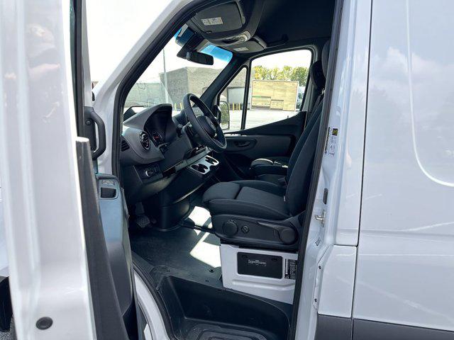 2025 Mercedes-Benz Sprinter 4500 High Roof 4-Cyl Diesel HO