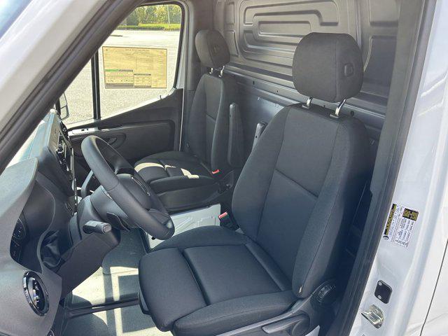 2025 Mercedes-Benz Sprinter 4500 High Roof 4-Cyl Diesel HO