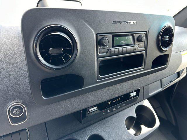 2025 Mercedes-Benz Sprinter 4500 High Roof 4-Cyl Diesel HO