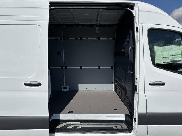2025 Mercedes-Benz Sprinter 4500 High Roof 4-Cyl Diesel HO