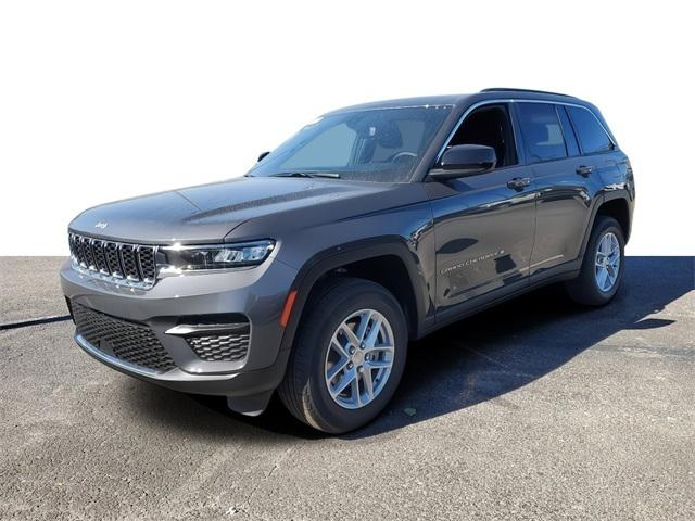 2025 Jeep Grand Cherokee GRAND CHEROKEE LAREDO X 4X2