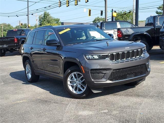 2025 Jeep Grand Cherokee GRAND CHEROKEE LAREDO X 4X2
