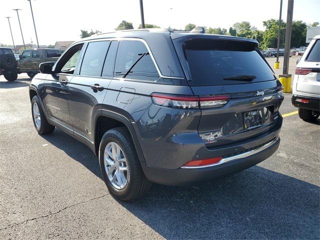 2025 Jeep Grand Cherokee GRAND CHEROKEE LAREDO X 4X2