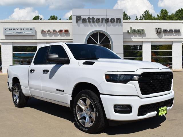 2025 RAM Ram 1500 RAM 1500 TRADESMAN QUAD CAB 4X2 64 BOX