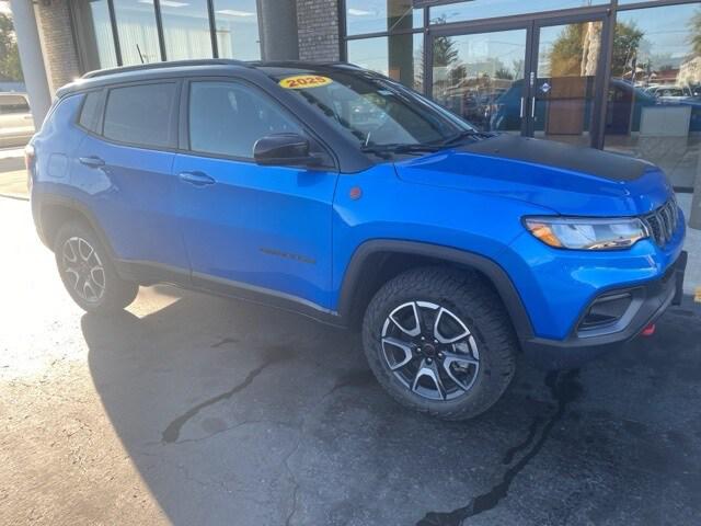 2025 Jeep Compass COMPASS TRAILHAWK 4X4