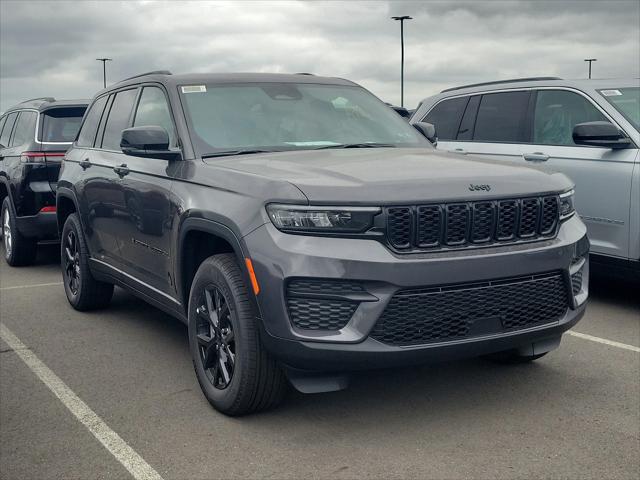 2025 Jeep Grand Cherokee GRAND CHEROKEE ALTITUDE 4X4