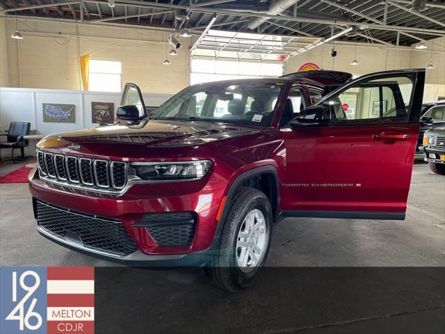 2023 Jeep Grand Cherokee Laredo 4x4