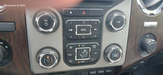 2014 Ford F-250 LARIAT