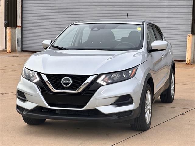 2022 Nissan Rogue Sport S FWD Xtronic CVT