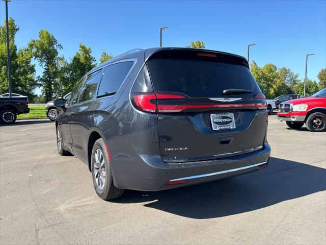 2021 Chrysler Pacifica Touring L