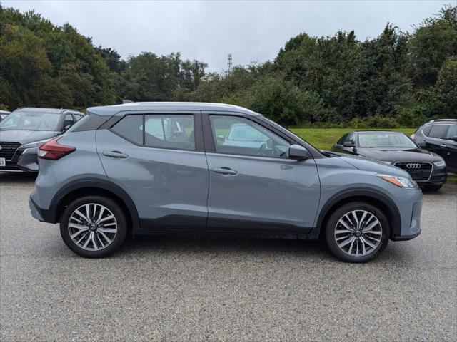 2021 Nissan Kicks SV Xtronic CVT