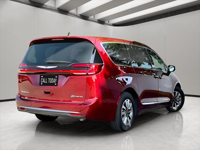 2023 Chrysler Pacifica Hybrid Limited