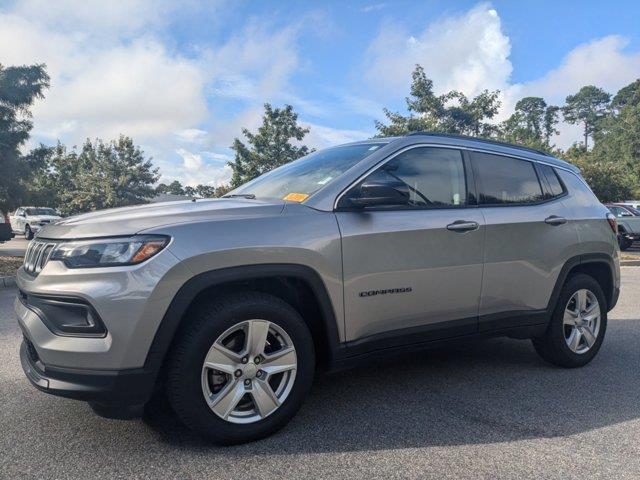 2022 Jeep Compass Latitude FWD