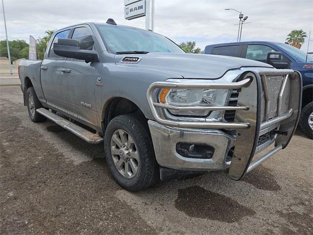 2020 RAM 2500 Big Horn Crew Cab 4X4 64 Box