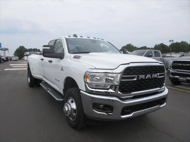 2023 RAM 3500 Big Horn Crew Cab 4x4 8 Box