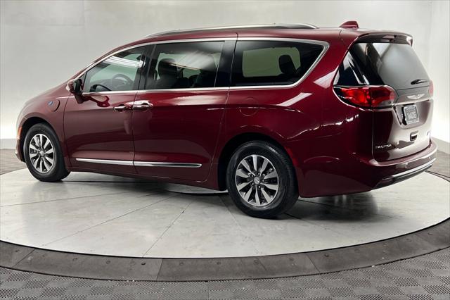 2020 Chrysler Pacifica Hybrid Touring L