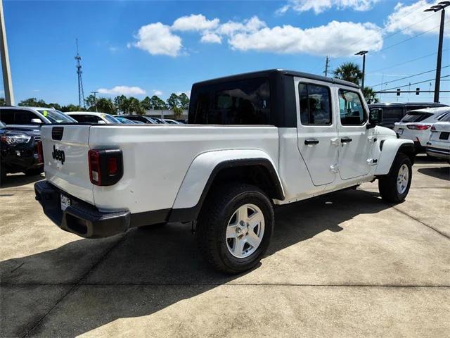 2022 Jeep Gladiator Sport S 4x4