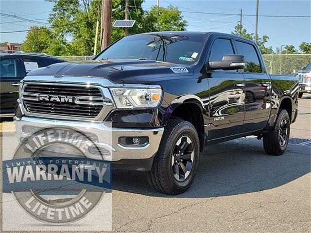 2019 RAM 1500 Big Horn/Lone Star Crew Cab 4x4 57 Box