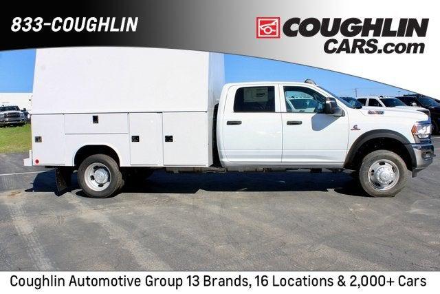 2024 RAM Ram 5500 Chassis Cab RAM 5500 TRADESMAN CHASSIS CREW CAB 4X4 84 CA 2024 RAM Ram 5500 Chassis Cab RAM 5500 TRADESMAN CHASSIS CREW CAB 4X4 84 CA