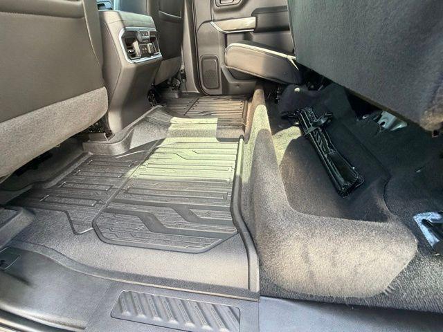 2020 GMC Sierra 1500 4WD Crew Cab Short Box AT4