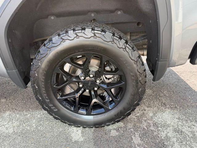 2020 GMC Sierra 1500 4WD Crew Cab Short Box AT4