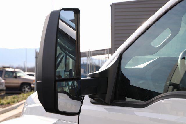 2025 Ford F-650 Base