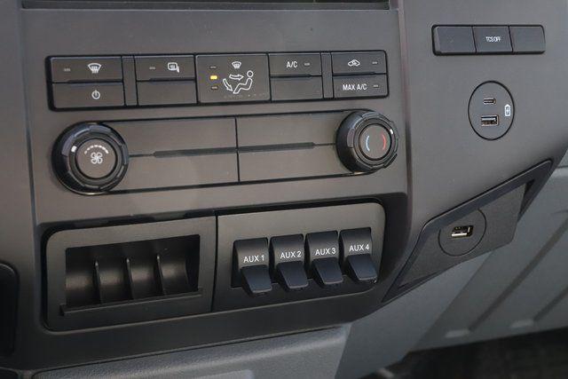 2025 Ford F-650 Base