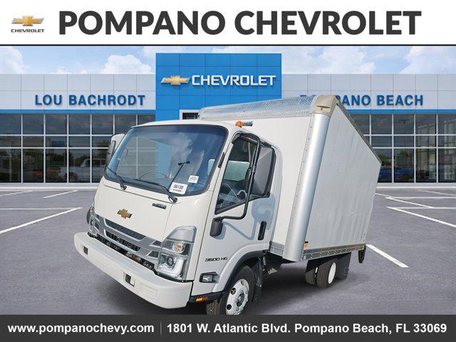2025 Chevrolet 3500 LCF Gas 2WD Reg Cab 132.5"