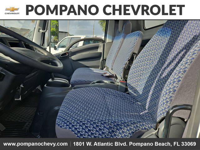 2025 Chevrolet 3500 LCF Gas 2WD Reg Cab 132.5"
