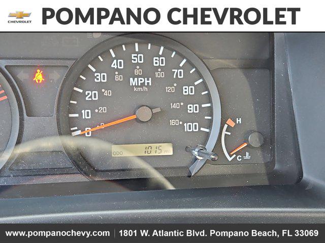 2025 Chevrolet 3500 LCF Gas 2WD Reg Cab 132.5"