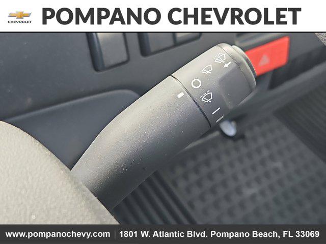 2025 Chevrolet 3500 LCF Gas 2WD Reg Cab 132.5"