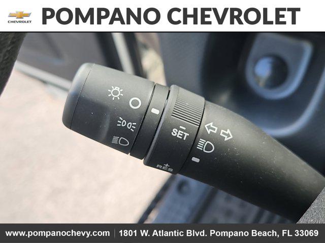 2025 Chevrolet 3500 LCF Gas 2WD Reg Cab 132.5"