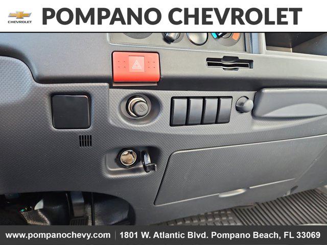 2025 Chevrolet 3500 LCF Gas 2WD Reg Cab 132.5"