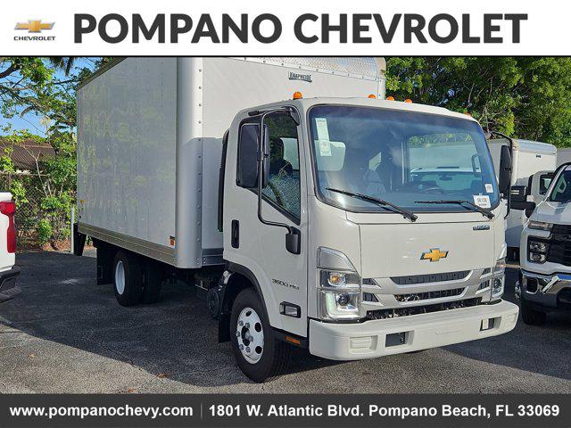 2025 Chevrolet 3500 LCF Gas 2WD Reg Cab 132.5"