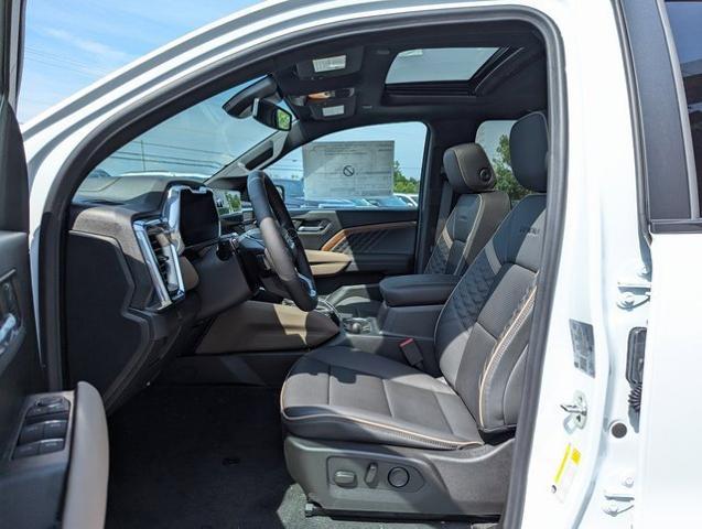 2024 GMC Canyon 4WD Denali