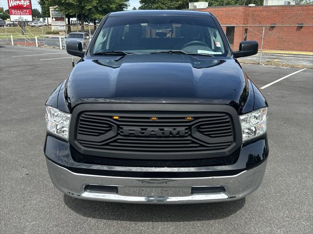 2020 RAM 1500 Classic SLT Crew Cab 4x4 64 Box