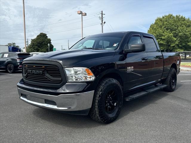 2020 RAM 1500 Classic SLT Crew Cab 4x4 64 Box