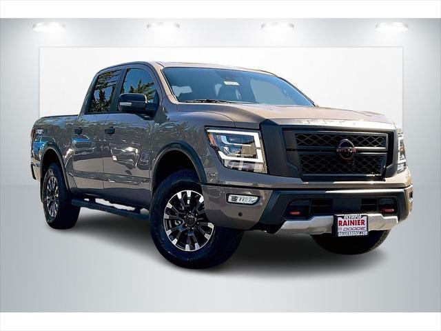 2024 Nissan TITAN Crew Cab PRO-4X 4x4